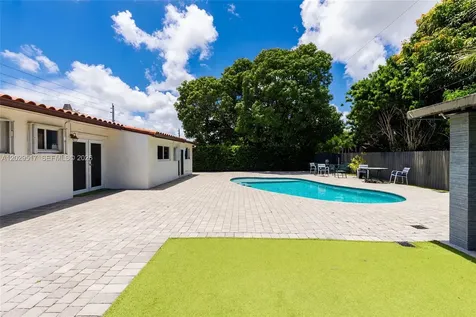 8595 SW 128th Street Miami FL 33156