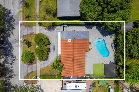 8595 SW 128th Street Miami FL 33156