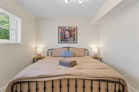 6532 SW 59th Court South Miami FL 33143