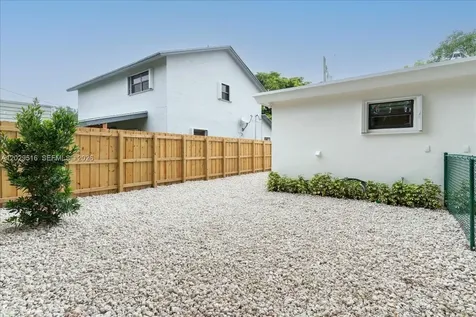 6532 SW 59th Court South Miami FL 33143