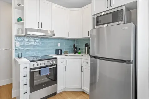 6532 SW 59th Court South Miami FL 33143