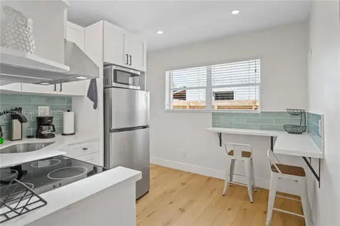 6532 SW 59th Court South Miami FL 33143