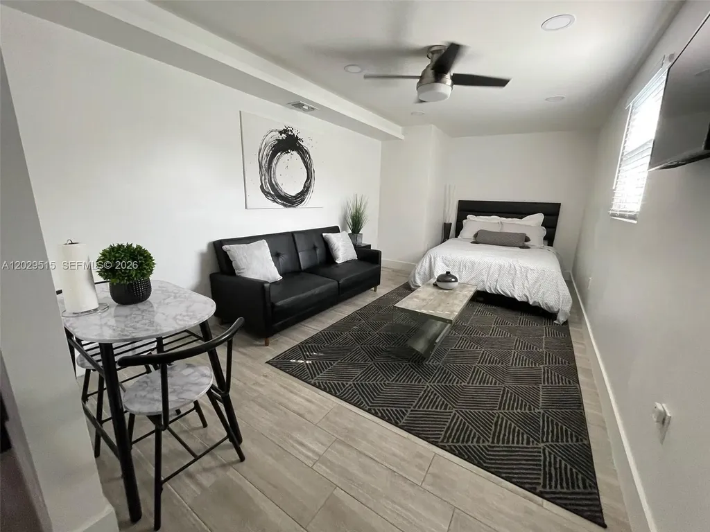 170 NE 60th Street Oakland Park FL 33334