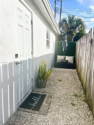170 NE 60th Street Oakland Park FL 33334