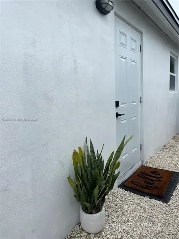 170 NE 60th Street Oakland Park FL 33334