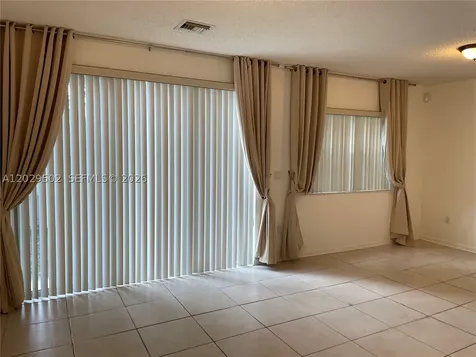 7980 S Southwood Circle Davie FL 33328