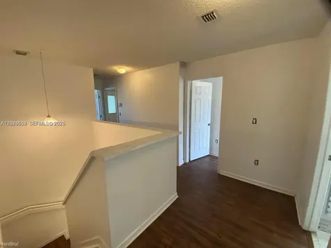 7980 S Southwood Circle Davie FL 33328