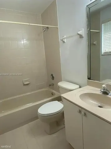 7980 S Southwood Circle Davie FL 33328