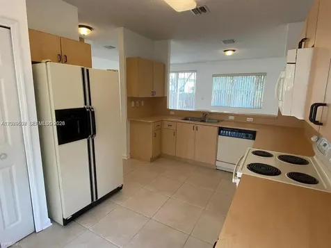 7980 S Southwood Circle Davie FL 33328