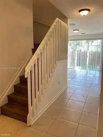 7980 S Southwood Circle Davie FL 33328