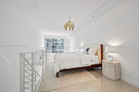 60 SW 13th Street Miami FL 33130