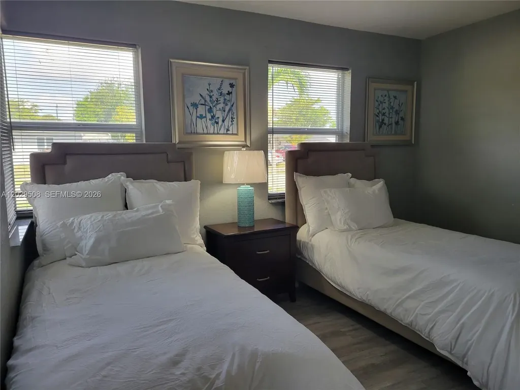2560 NE 8th Terrace Pompano Beach FL 33064