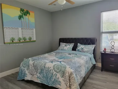 2560 NE 8th Terrace Pompano Beach FL 33064