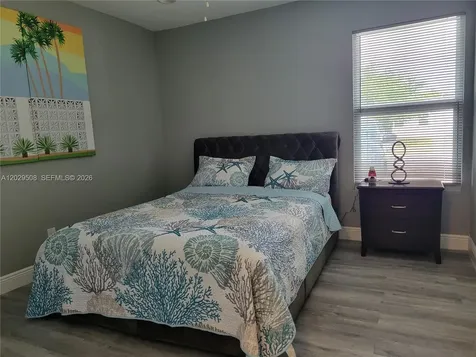 2560 NE 8th Terrace Pompano Beach FL 33064