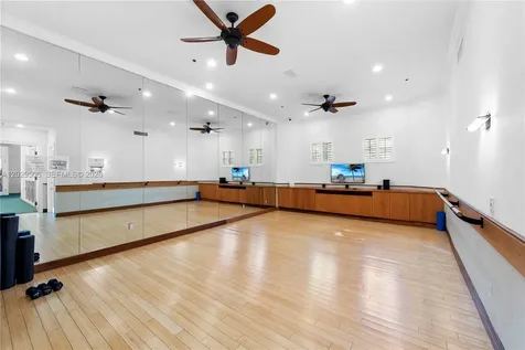 3255 NE 184th Street Aventura FL 33160