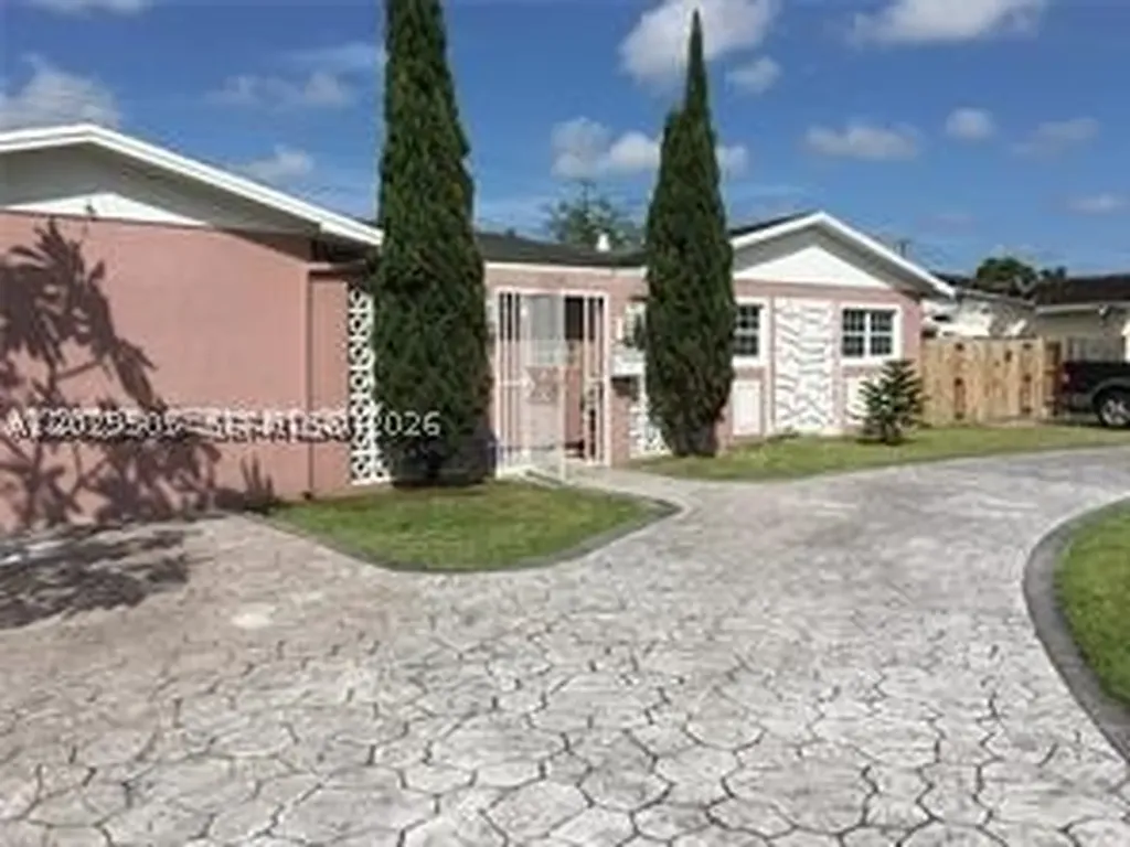 20601 SW 117th Avenue Miami FL 33177