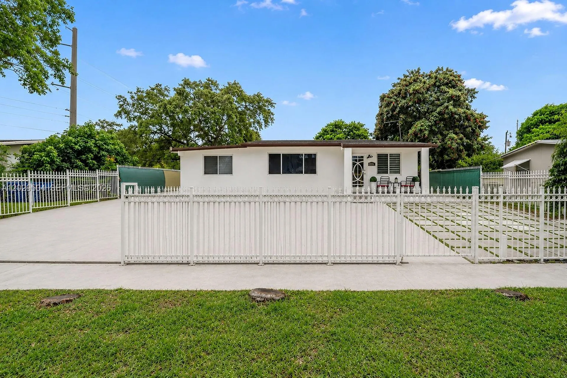 6404 Meade Street Hollywood FL 33024