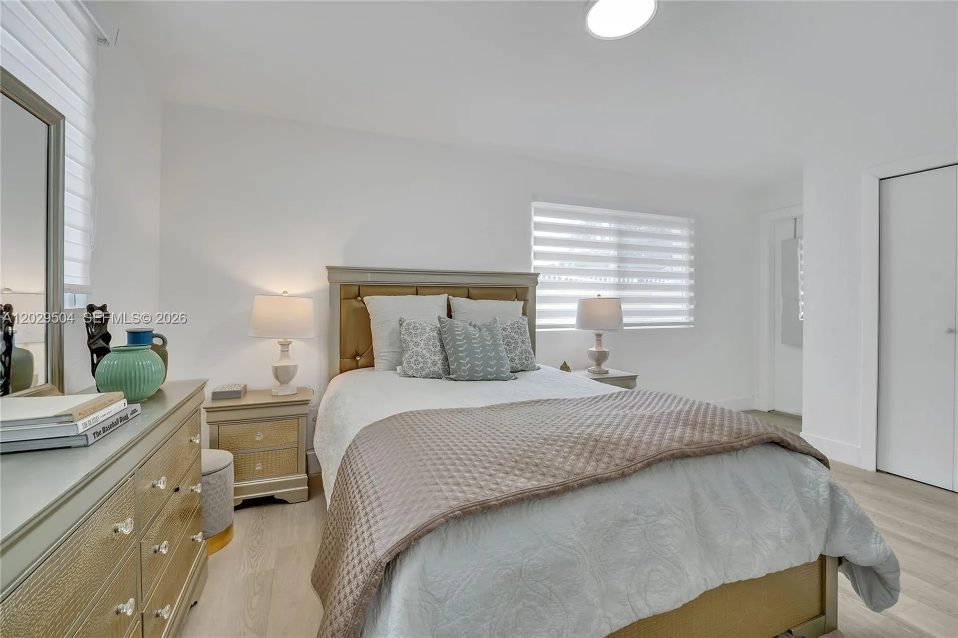 6404 Meade Street Hollywood FL 33024