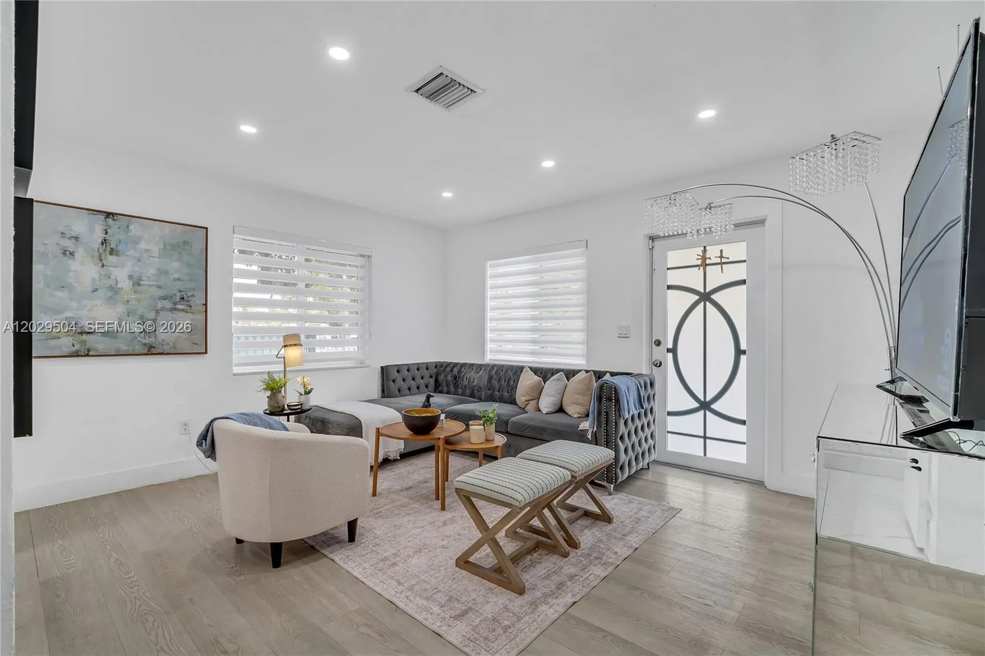 6404 Meade Street Hollywood FL 33024