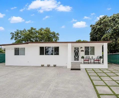 6404 Meade Street Hollywood FL 33024