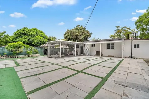 6404 Meade Street Hollywood FL 33024