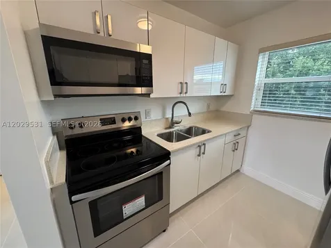 1767 NW 3rd Avenue Miami FL 33136