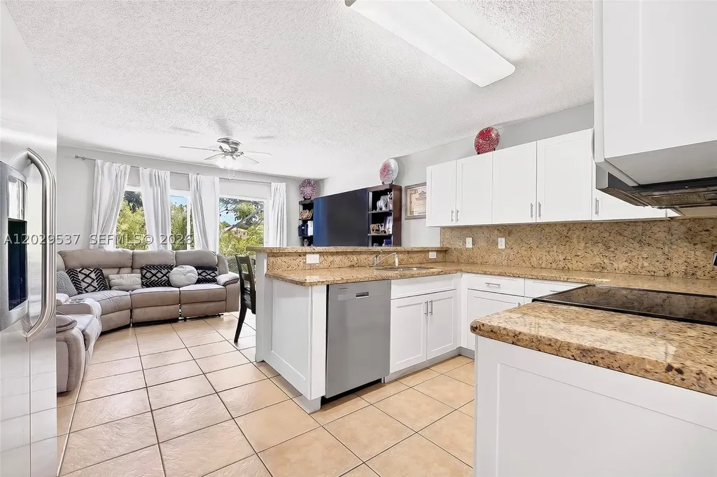 6124 NW 40th Street Coral Springs FL 33067