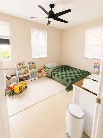 1075 SW 147th Avenue Pembroke Pines FL 33027