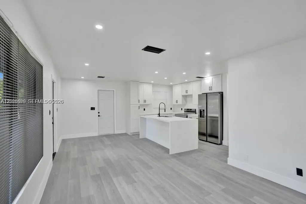 1628 NE 7th Avenue Fort Lauderdale FL 33305