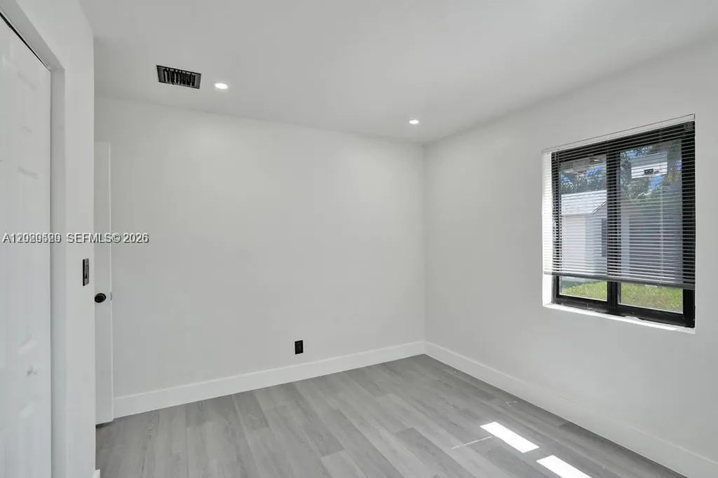 1628 NE 7th Avenue Fort Lauderdale FL 33305