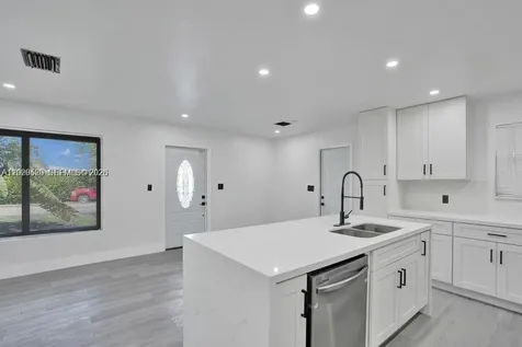 1628 NE 7th Avenue Fort Lauderdale FL 33305