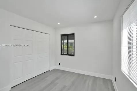 1628 NE 7th Avenue Fort Lauderdale FL 33305