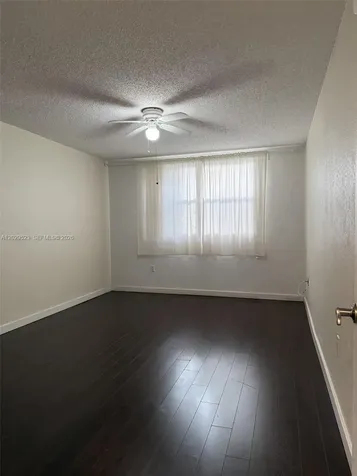 8225 Lake Drive Doral FL 33166