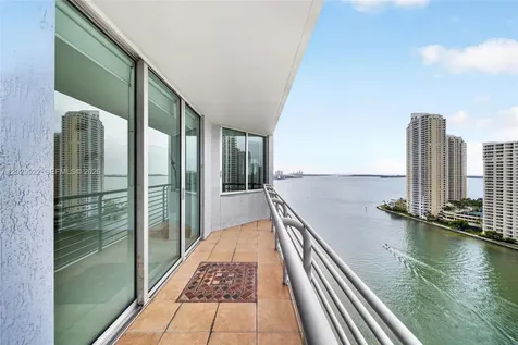 325 S Biscayne Boulevard Miami FL 33131