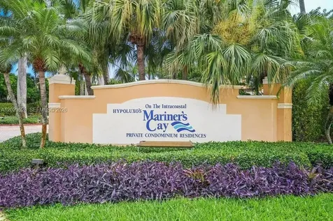 1000 Scotia Drive Hypoluxo FL 33462