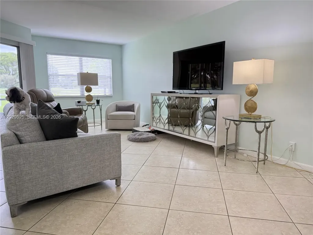 500 SW 130th Terrace Pembroke Pines FL 33027