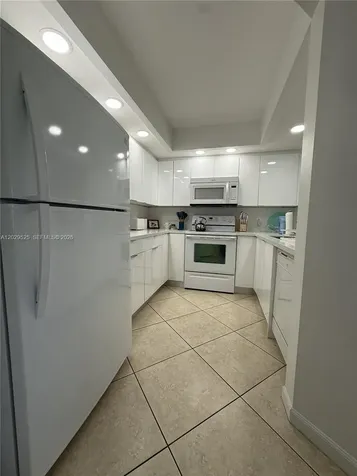500 SW 130th Terrace Pembroke Pines FL 33027