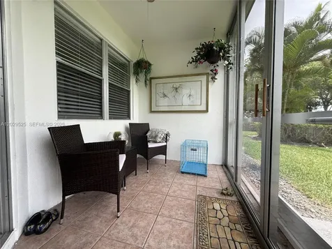 500 SW 130th Terrace Pembroke Pines FL 33027