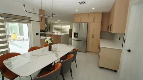 8105 NW 74th Terrace Tamarac FL 33321