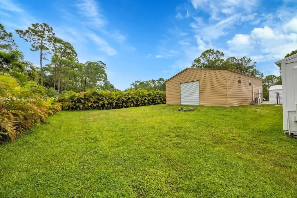 17107 N 84th Court N Loxahatchee FL 33470