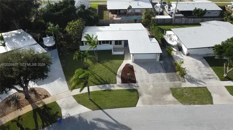 436 Gull Court North Palm Beach FL 33408