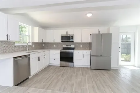 436 Gull Court North Palm Beach FL 33408