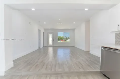 436 Gull Court North Palm Beach FL 33408