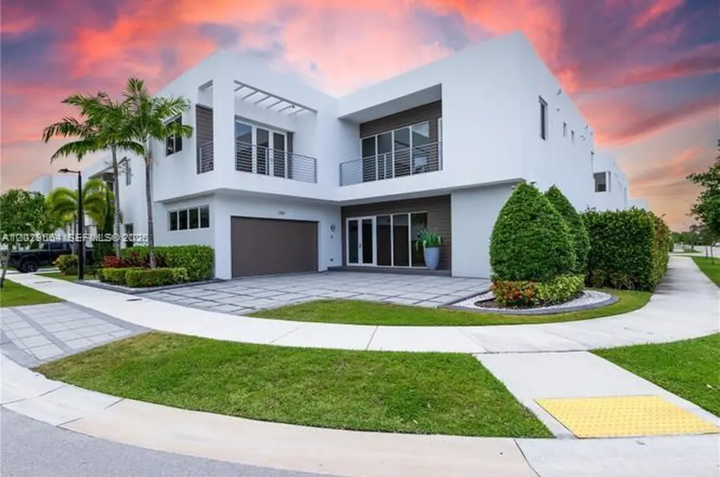 7480 NW 99th Avenue Doral FL 33178