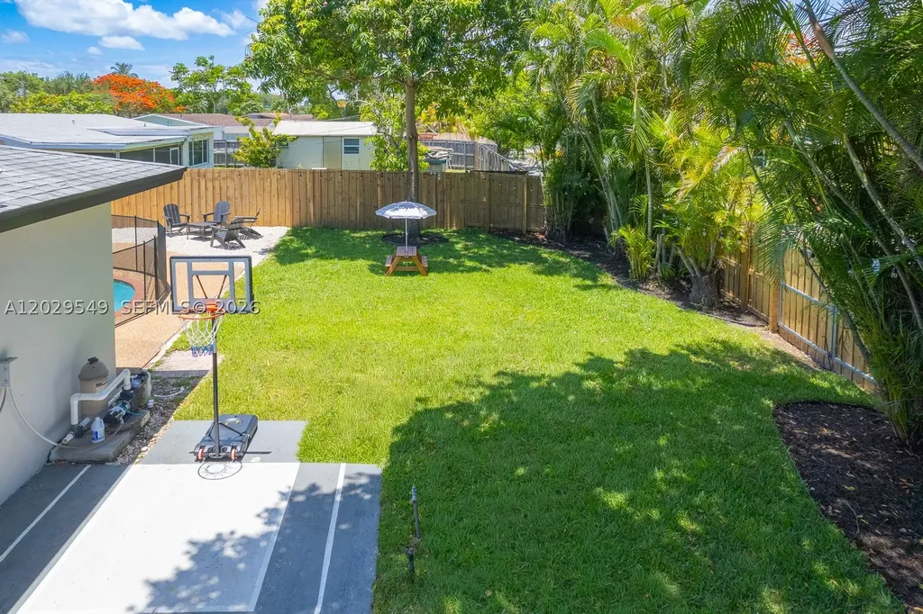 4407 W Park Road Hollywood FL 33021