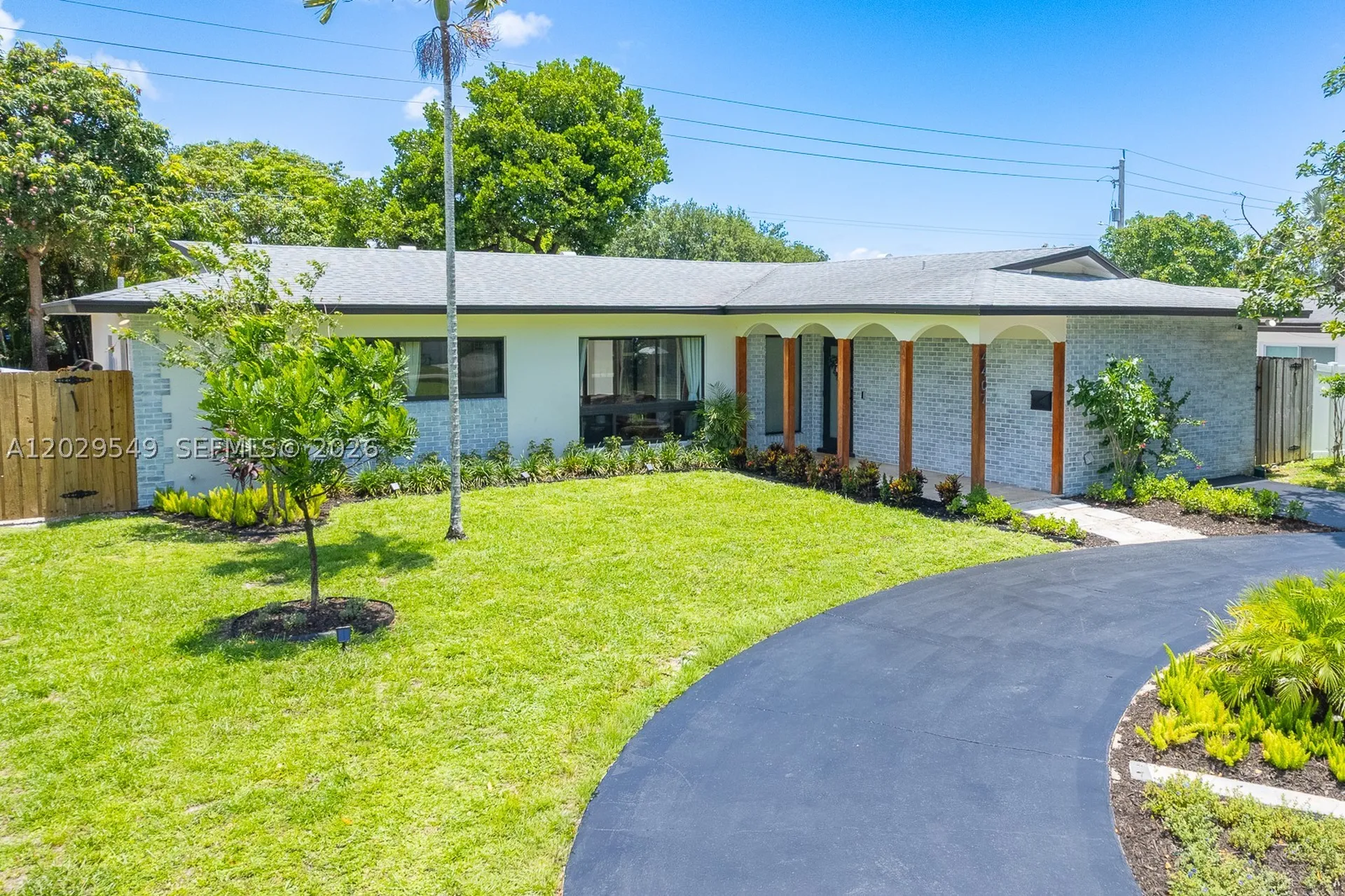 4407 W Park Road Hollywood FL 33021