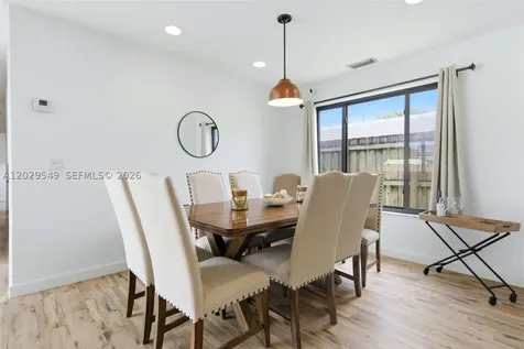 4407 W Park Road Hollywood FL 33021