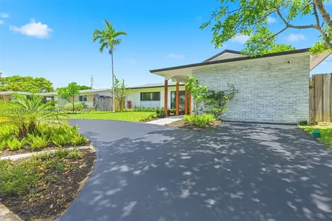 4407 W Park Road Hollywood FL 33021