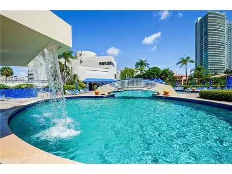 19707 Turnberry Way Aventura FL 33180