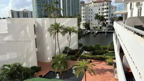 19707 Turnberry Way Aventura FL 33180